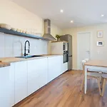 公寓 Host Wise - Fantastic Contemporary Flat W Balcony *
