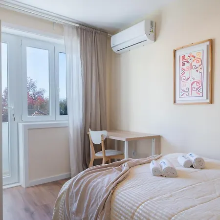 Host Wise - Fantastic Contemporary Flat W Balcony 波尔图
